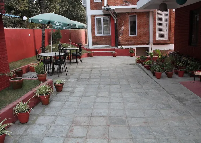 Bhandarkhal Resort *